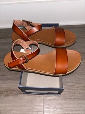 Universal Thread Cognac Sandals Womens Size 9